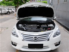 2013�� 2.0L XL-NAVI�����