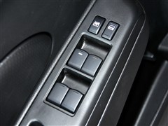 �����ղ�,����R50,2013�� 1.6L �ֶ�ʱ�а�,��������ʵ��ͼƬ