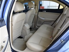 2014�� 550 Plug-in �콢��
