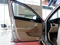 2013�� 550S 1.8L �ֶ����ݰ�