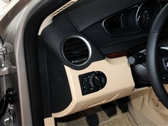 2013�� 550S 1.8L �ֶ����ݰ�