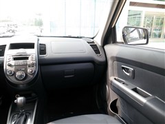 2013�� 1.6L AT GL