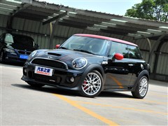 2013 1.6T JOHN COOPER WORKS