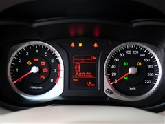 �����ղ�,����D50,2013�� 1.6L �ֶ�����������,�пط�����ʵ��ͼƬ
