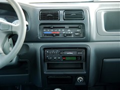 ������ľ,������,2005�� 1.4L ��׼��,�пط�����ʵ��ͼƬ