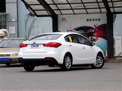 2015�� 1.6L �ֶ�GLS