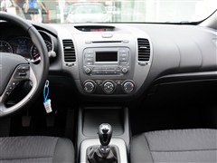 2015�� 1.6L �ֶ�GLS