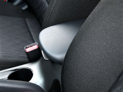 2015 1.6L ֶGL