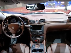 ��ɯ����,GranTurismo,2009�� 4.7L Sport Automatic,�пط�����ʵ��ͼƬ