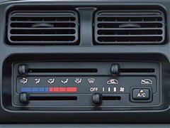 ������ľ,������,2004�� 1.0L ��׼��,�пط�����ʵ��ͼƬ