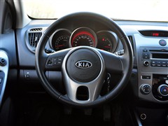 2009�� 1.6L MT GLS