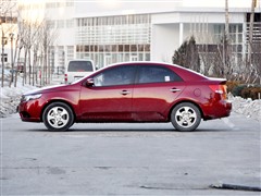 2009�� 1.6L MT GLS