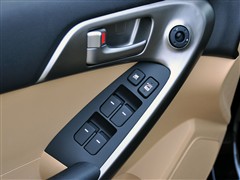 2009�� 1.6L AT GL