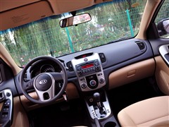 2009�� 1.6L AT GL