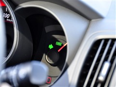 2009�� 1.6L AT Premium