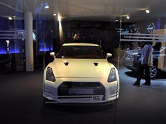 ղGT-R 2010 3.8T Premium Edition