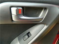 2011�� 1.6L AT Premium