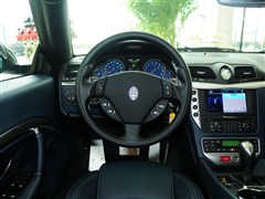 2012�� 4.7L Sport