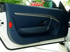 2012�� 4.7L Sport