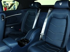 2012�� 4.7L Sport