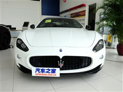 2012�� 4.7L Sport