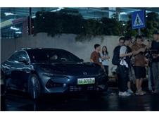 Ư�ơ�׷��Ӳ�շ��ɣ�˭���ǵ�Ӱ��������������һ������