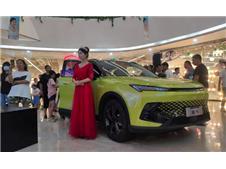 “满配搜秀SUV”北京汽车魔方长沙上市 售9.99万起
