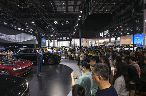 六天卖车两万余辆！2025湖南车展销售额破50亿创佳绩