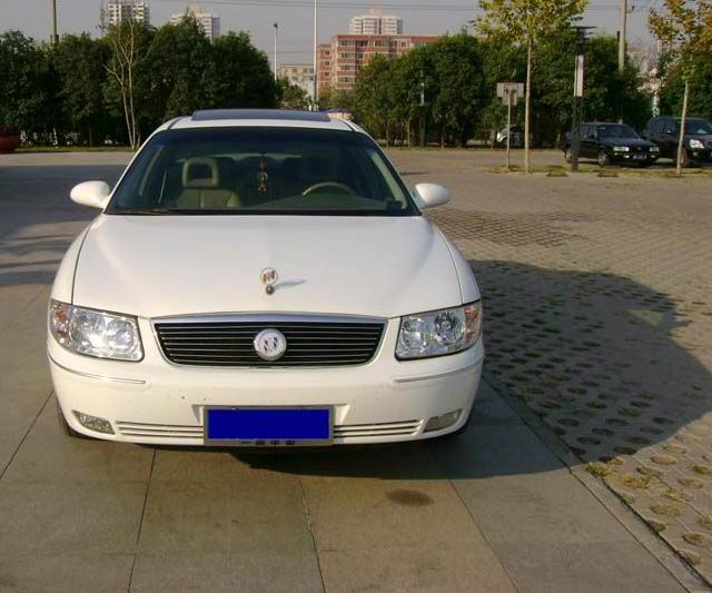 私家车别克君威sgm7251g\\2.5l豪华型2