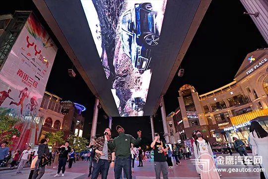 复仇者联盟3 奥迪用户体验提升季招募中